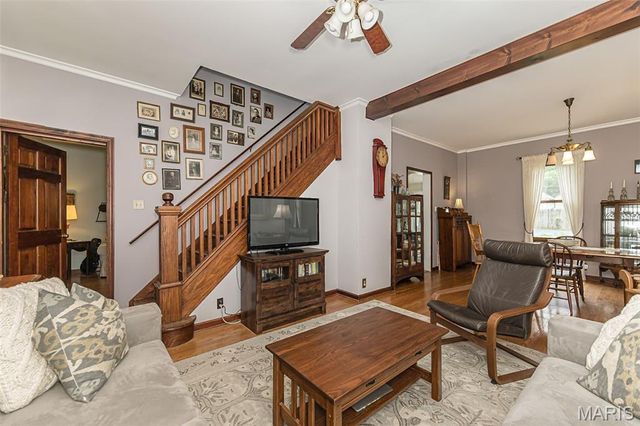 326 W Essex Avenue, Kirkwood, MO 63122