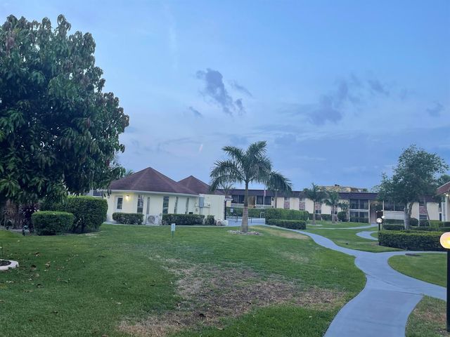 22735 SW 66th Avenue, Boca Raton, FL 33428