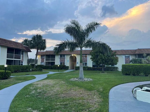 22735 SW 66th Avenue, Boca Raton, FL 33428