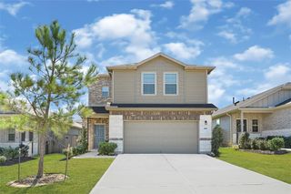 318 Maple Bark Trail, Conroe, TX 77378