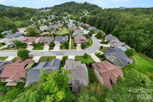 26 Asher Lane, Arden, NC 28704