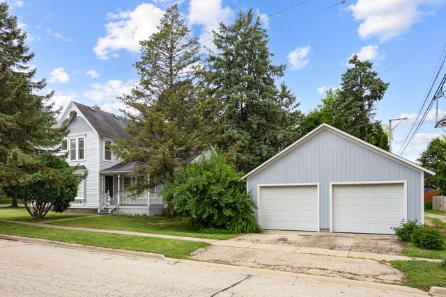 198 E. Jefferson Street, Hampshire, IL 60140