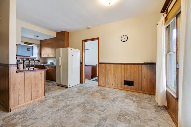198 E. Jefferson Street, Hampshire, IL 60140