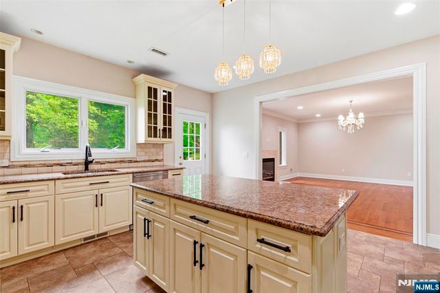 767 Orangeburgh Road, River Vale, NJ 07675