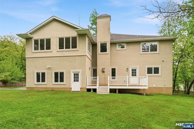 767 Orangeburgh Road, River Vale, NJ 07675