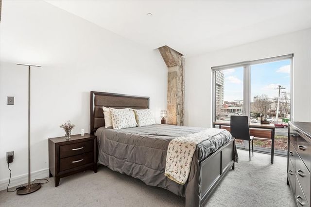 9 Medford St 201, Somerville, MA 02143