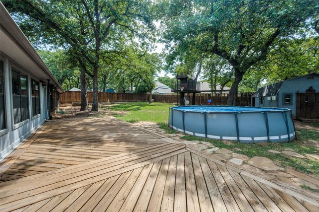 7809 Miracle Lane, North Richland Hills, TX 76182