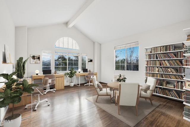 2211 Pebble Beach Trail, Oxnard, CA 93036