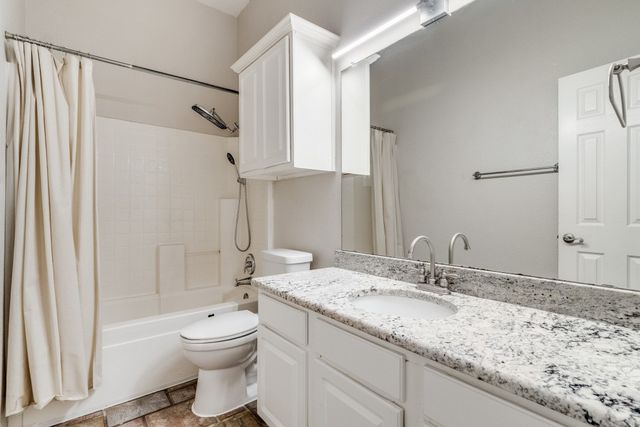 3821 Staghorn Circle N, Fort Worth, TX 76137