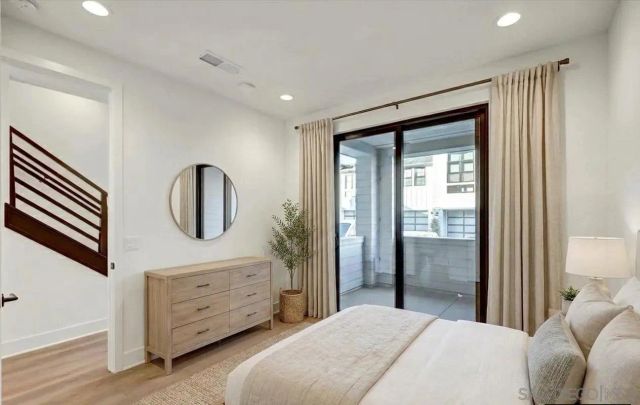 1602 San Remo Pl 104, Encinitas, CA 92024