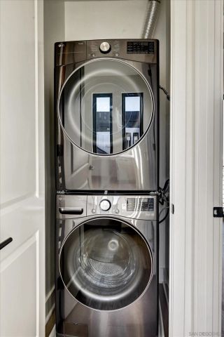 1602 San Remo Pl 104, Encinitas, CA 92024