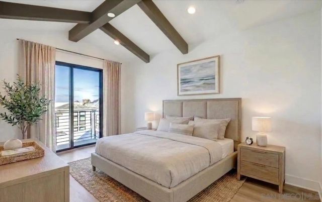 1602 San Remo Pl 104, Encinitas, CA 92024