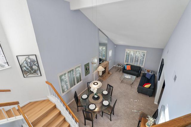 1932 University Park Dr, Sacramento, CA 95825