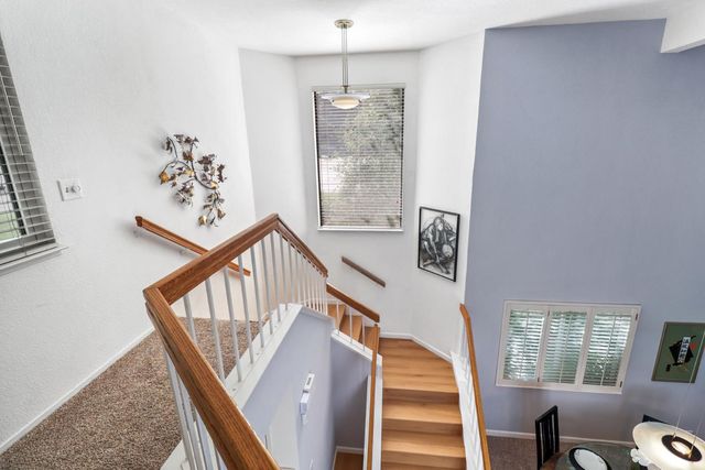 1932 University Park Dr, Sacramento, CA 95825