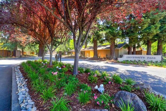 1932 University Park Dr, Sacramento, CA 95825