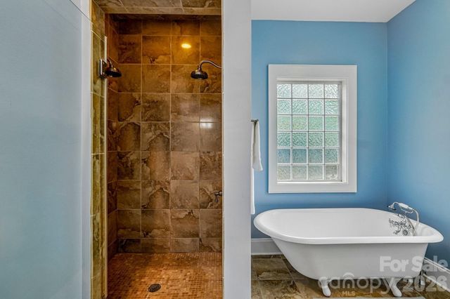 611 E 37th Street, Charlotte, NC 28205