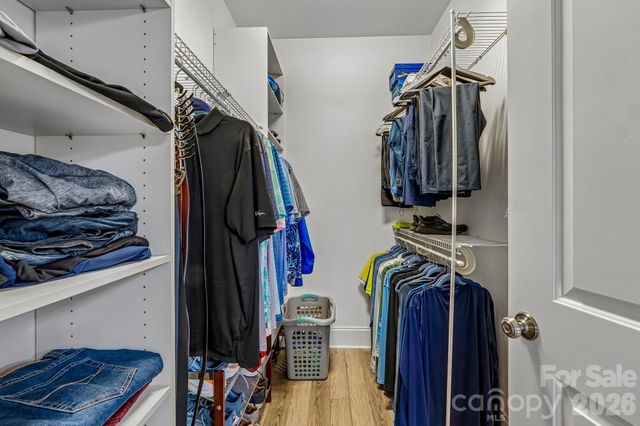 611 E 37th Street, Charlotte, NC 28205