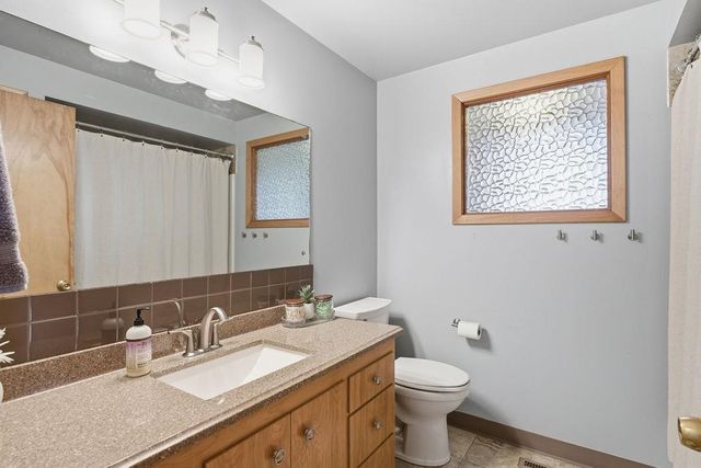 5827 N Fleming St, Spokane, WA 99205