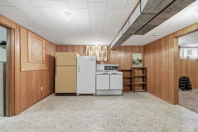 5827 N Fleming St, Spokane, WA 99205