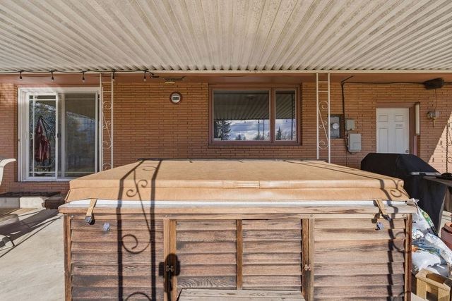 5827 N Fleming St, Spokane, WA 99205