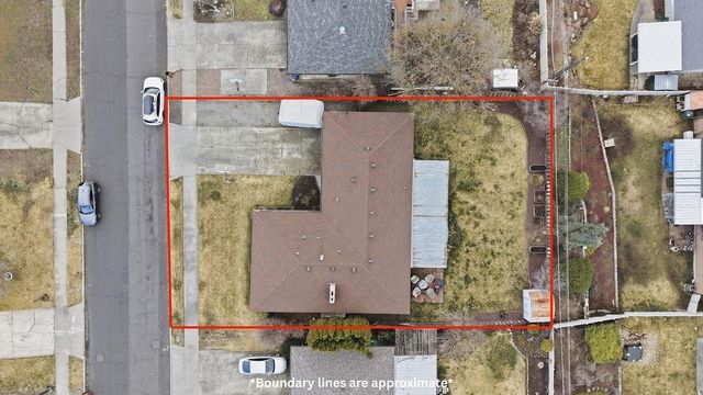 5827 N Fleming St, Spokane, WA 99205