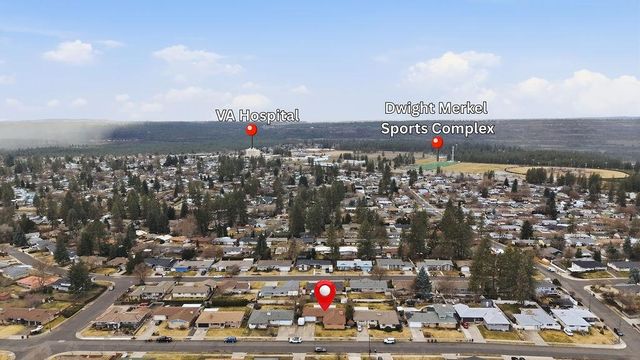 5827 N Fleming St, Spokane, WA 99205