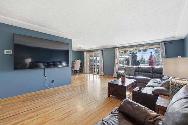 5827 N Fleming St, Spokane, WA 99205