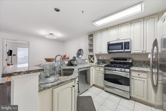 18809 SPARKLING WATER DR, Germantown, MD 20874