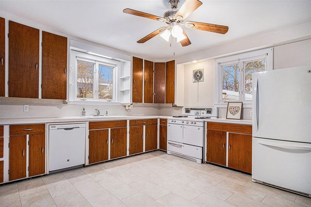 2222 Hoyle Avenue, Grand Rapids, MI 49544