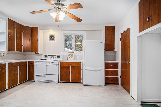 2222 Hoyle Avenue, Grand Rapids, MI 49544