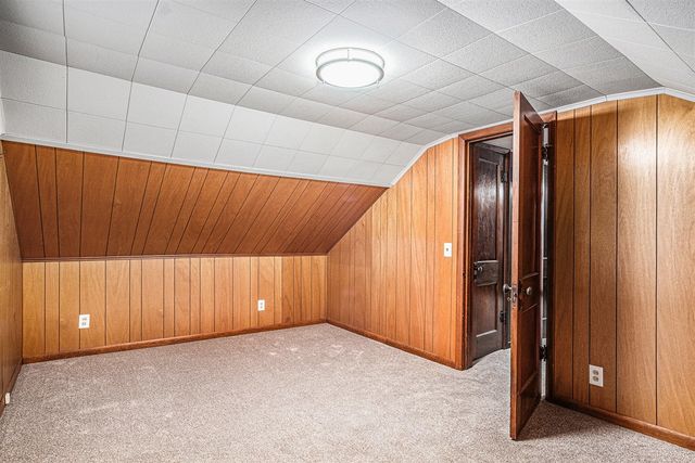 2222 Hoyle Avenue, Grand Rapids, MI 49544