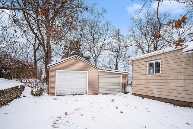 2222 Hoyle Avenue, Grand Rapids, MI 49544