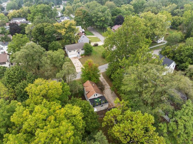 2222 Hoyle Avenue, Grand Rapids, MI 49544