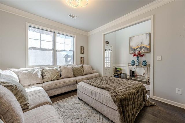 534 Paden Bluff Trail, Lawrenceville, GA 30044