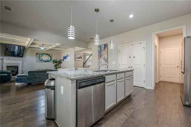 534 Paden Bluff Trail, Lawrenceville, GA 30044