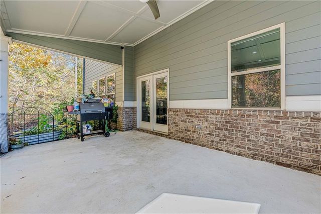 534 Paden Bluff Trail, Lawrenceville, GA 30044