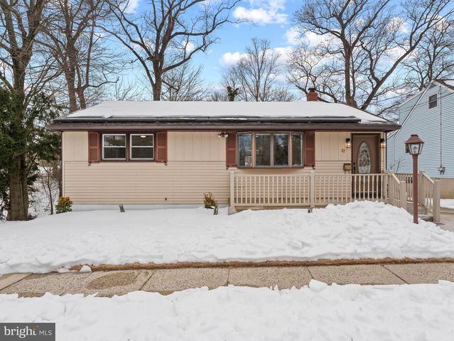 37 S READ AVE, Runnemede, NJ 08078