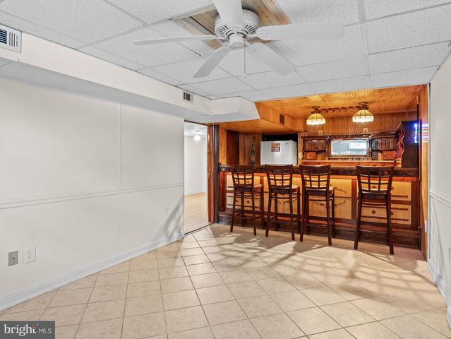 37 S READ AVE, Runnemede, NJ 08078