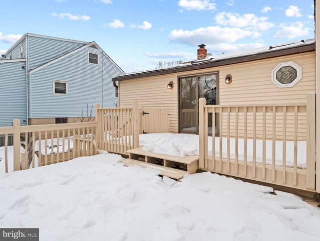 37 S READ AVE, Runnemede, NJ 08078