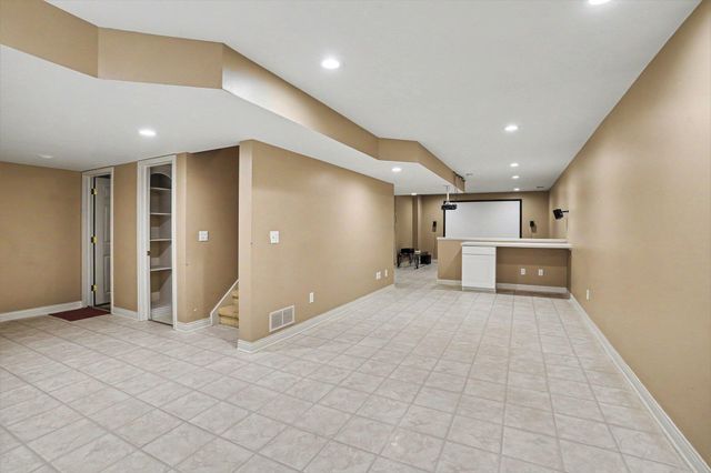 3382 Hampstead Court, Portage, MI 49024