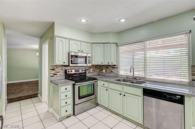 899 Monika Way, Las Vegas, NV 89119