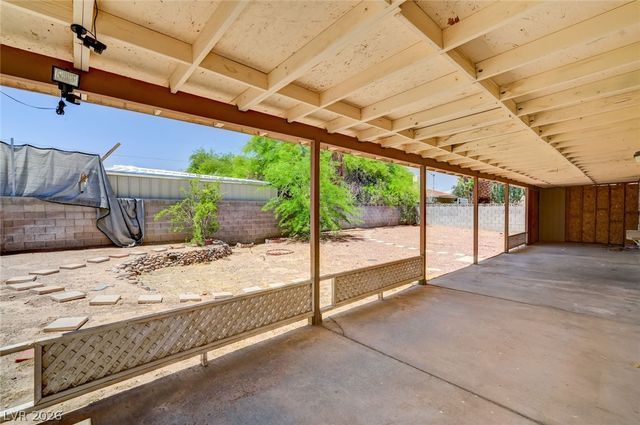 899 Monika Way, Las Vegas, NV 89119