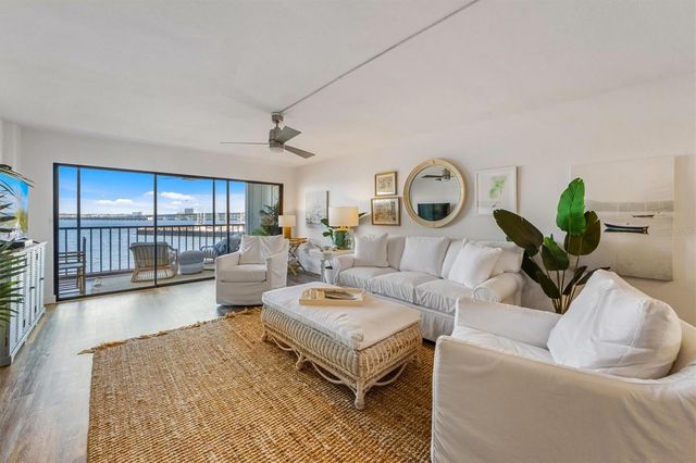 1510 1ST AVENUE W 302, Bradenton, FL 34205