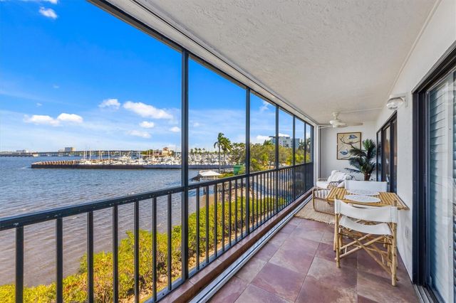 1510 1ST AVENUE W 302, Bradenton, FL 34205