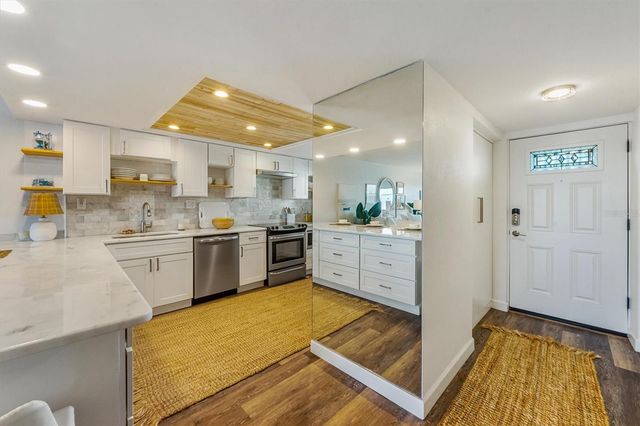 1510 1ST AVENUE W 302, Bradenton, FL 34205