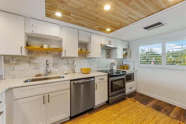 1510 1ST AVENUE W 302, Bradenton, FL 34205