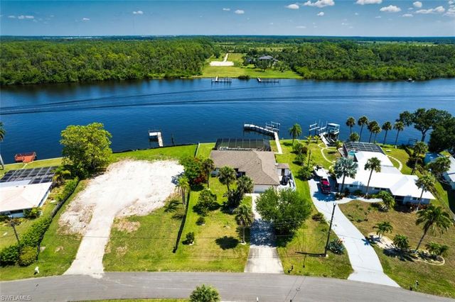 13820 River Forest DR, Fort Myers, FL 33905