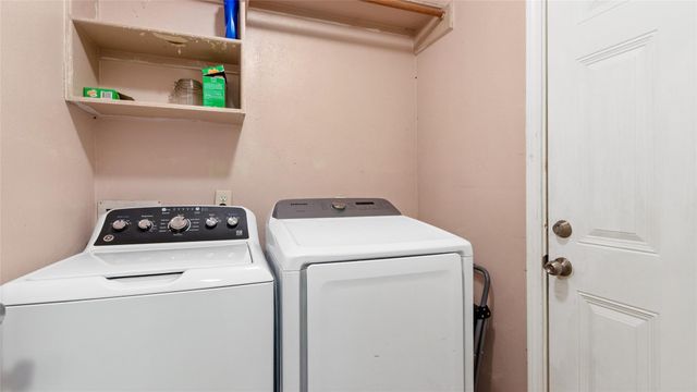 3707 Somerton Drive, La Porte, TX 77571