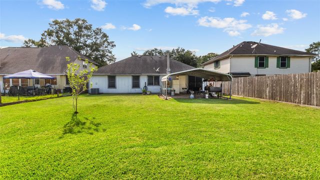 3707 Somerton Drive, La Porte, TX 77571
