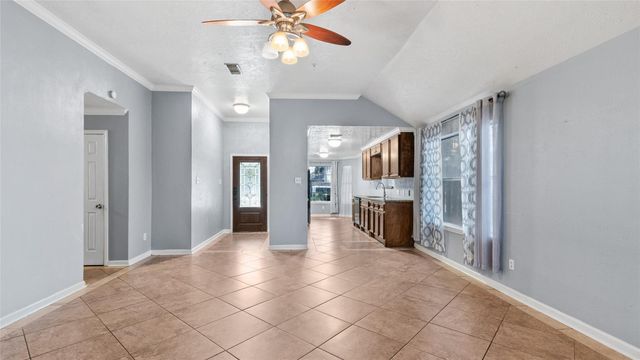 3707 Somerton Drive, La Porte, TX 77571